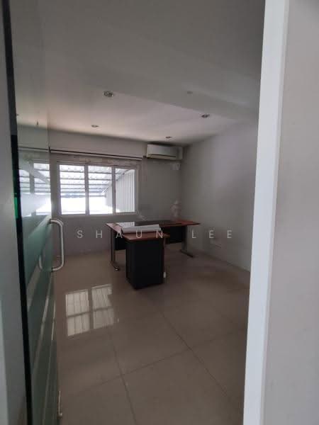 Semi-D Factory for Rent in Kawasan Perindustrian Balakong (Balakong) - Shaun Lee - Interior - PropertyGuru.com.my