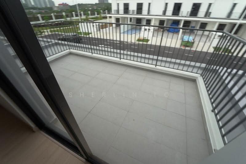 Cluster House for Sale in Iskandar Puteri (Nusajaya) (Johor) - Sherlin To - Balcony - PropertyGuru.com.my