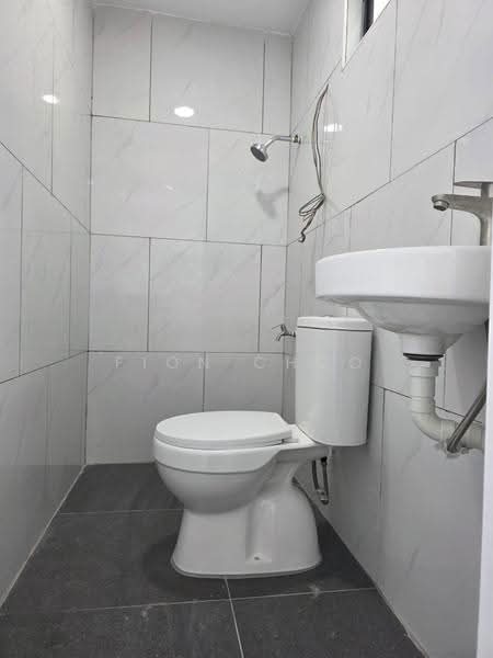 Rumah Teres 1-Tingkat untuk Dijual di Taman Universiti (Skudai) - Fion Choo - Bathroom - PropertyGuru.com.my