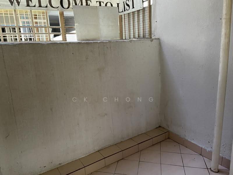 Kondominium untuk Dijual di Sri Hijau - CK Chong - Balcony - PropertyGuru.com.my