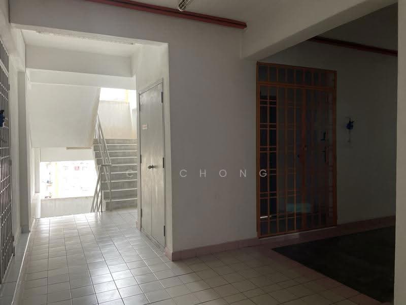 Kondominium untuk Dijual di Sri Hijau - CK Chong - Corridor - PropertyGuru.com.my