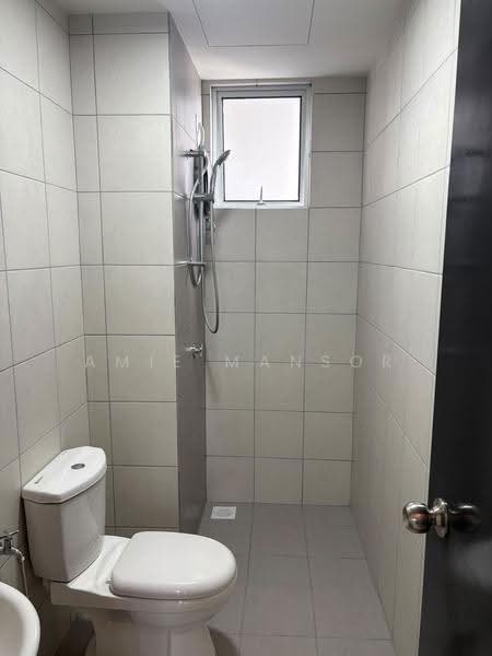 Pangsapuri untuk Disewa di Vista Danau Kota - Amie Mansor - Bathroom - PropertyGuru.com.my