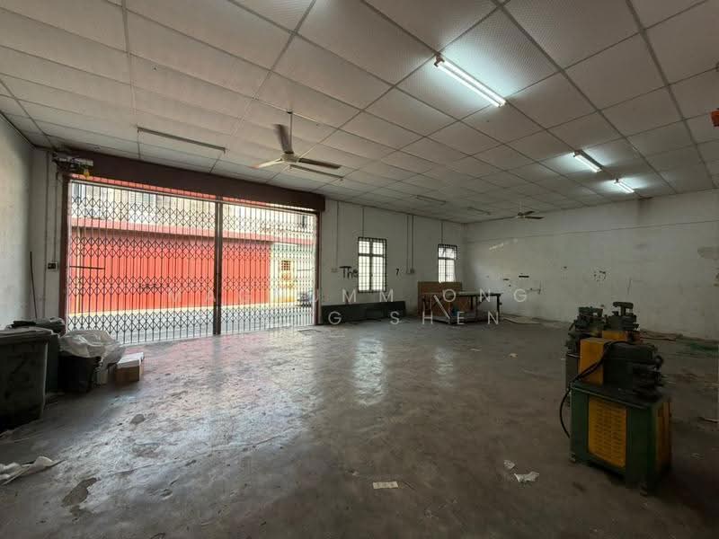 Shop for Sale in Taman Perwira Indah (Simpang Ampat) - Magnumm Ong Theng Shen - PropertyGuru.com.my
