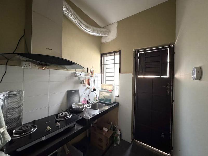 1-storey Terraced House for Sale in Taman JP Perdana (Johor Bahru) - Carson . - Kitchen - PropertyGuru.com.my