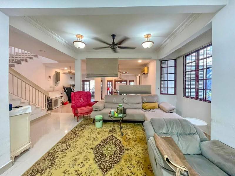 2-storey Terraced House for Sale in SS19 (Subang Jaya) - Nor Azhar Azlan - Living Room - PropertyGuru.com.my