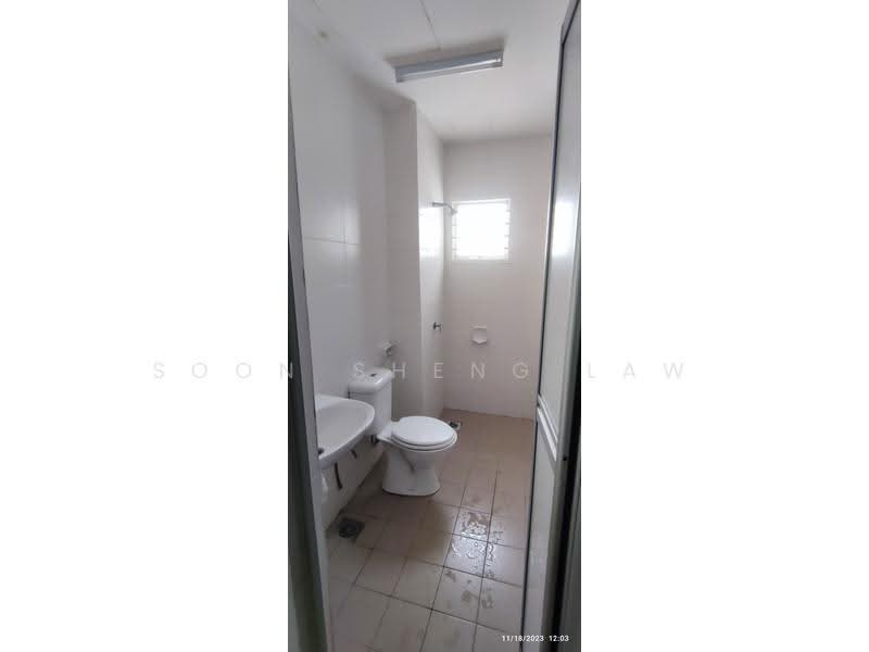 Kondominium untuk Dijual di Embun Residence - Soon Sheng Law - Bathroom - PropertyGuru.com.my