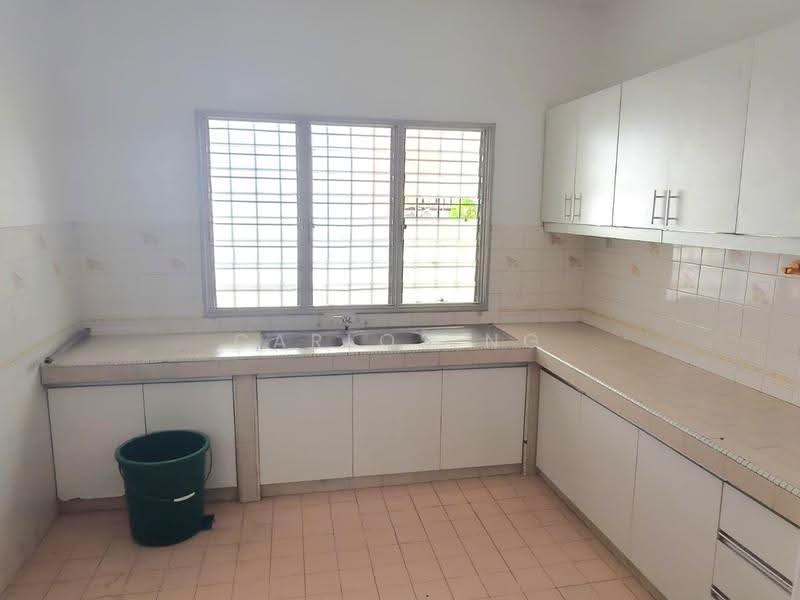 Rumah Teres 2-Tingkat untuk Disewa di Usj 2 (Subang Jaya) - Carlos Ng - Kitchen - PropertyGuru.com.my