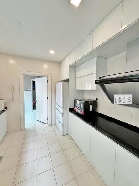 Bungalow House for Sale in Kota Kemuning (Shah Alam) - Sonia Soh - Kitchen - PropertyGuru.com.my