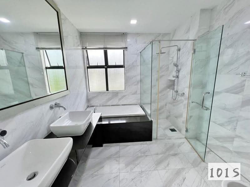 Bungalow House for Sale in Kota Kemuning (Shah Alam) - Sonia Soh - Bathroom - PropertyGuru.com.my