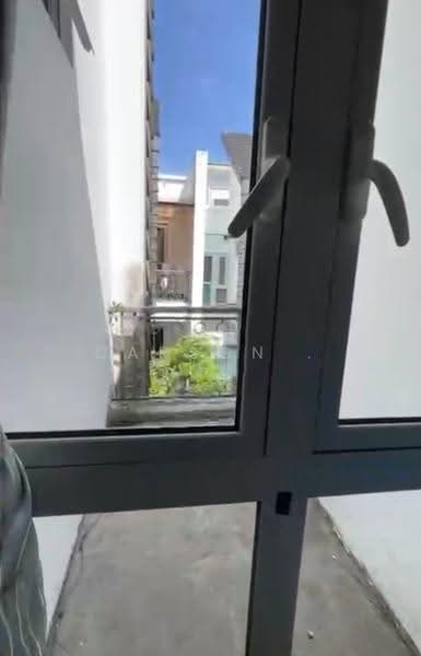 Cluster House for Sale in Taman Ekoflora (Johor Bahru) - Carson . - Balcony - PropertyGuru.com.my