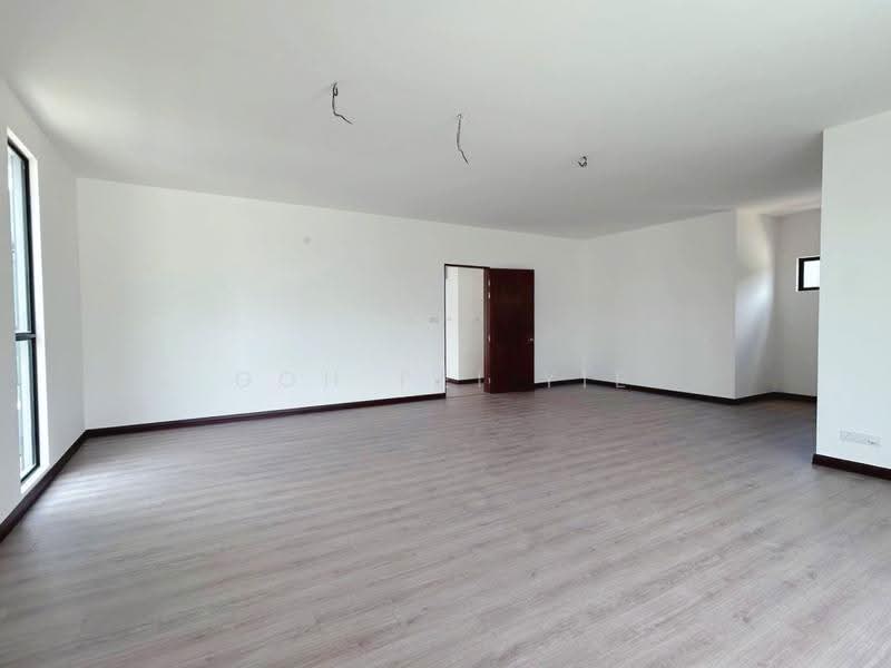 Bungalow House for Sale in Seremban (Negeri Sembilan) - Goh Pei Yie - Master Bedroom - PropertyGuru.com.my
