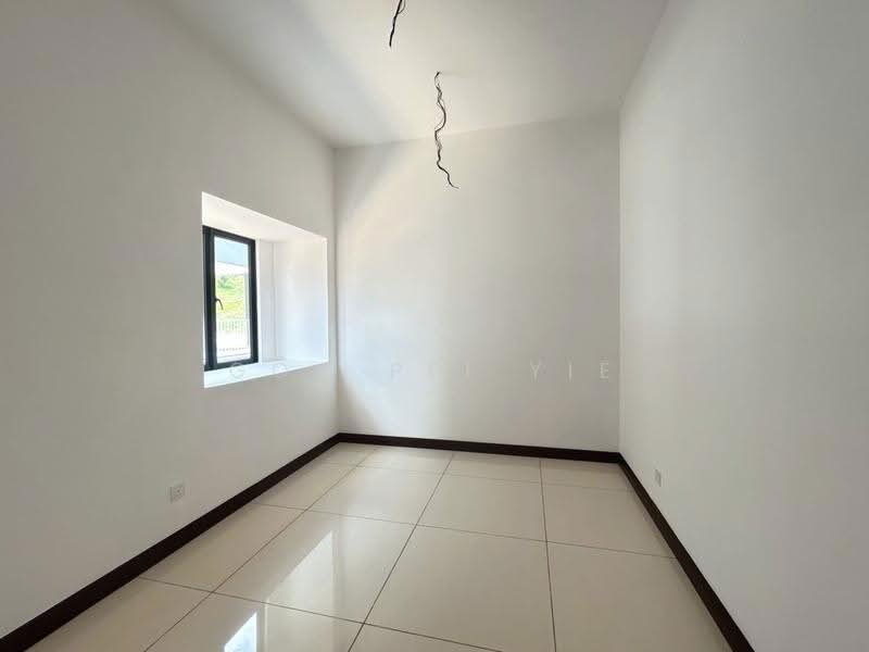 Bungalow House for Sale in Seremban (Negeri Sembilan) - Goh Pei Yie - Bedroom - PropertyGuru.com.my