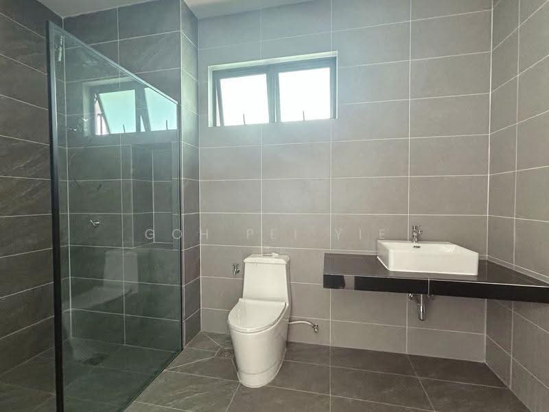 Bungalow House for Sale in Seremban (Negeri Sembilan) - Goh Pei Yie - Bathroom - PropertyGuru.com.my