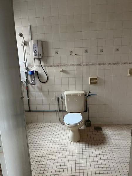 Condominium for Sale at Menara Bakti - Vincent Chin - Bathroom - PropertyGuru.com.my