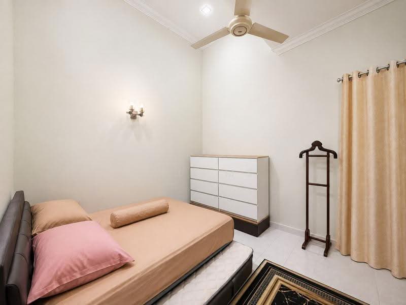 Rumah Teres 1.5-Tingkat untuk Dijual di Ulu Tiram (Johor) - Arif MS - Bedroom - PropertyGuru.com.my