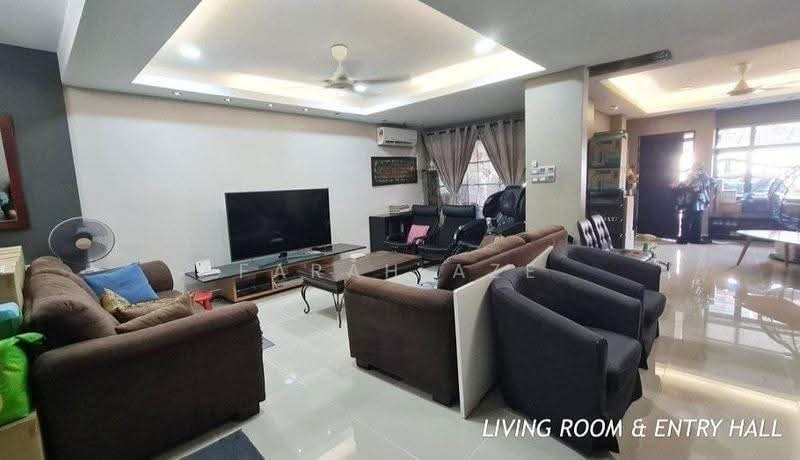 Rumah Teres 2-Tingkat untuk Dijual di Kota Damansara (Selangor) - Farah Aze - Living Room - PropertyGuru.com.my