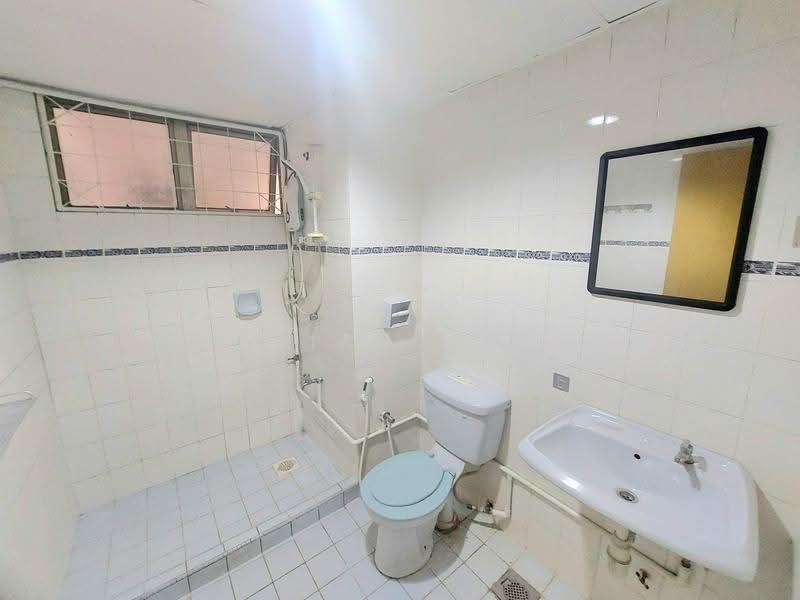 Kondominium untuk Disewa di Menara Megah - Sariah Saad - Bathroom - PropertyGuru.com.my