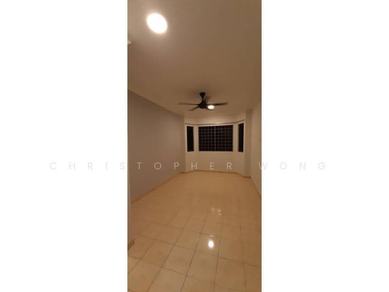 Kondominium untuk Disewa di Bayu Tasik 2 - Christopher Wong - Living Room - PropertyGuru.com.my