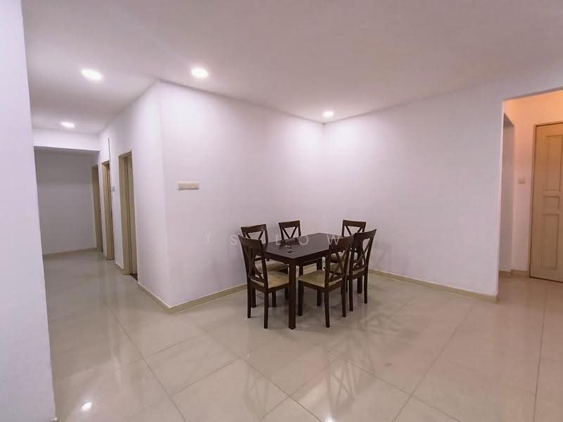 Kondominium untuk Dijual di Savanna Condominium - TS Low - Dining Room - PropertyGuru.com.my