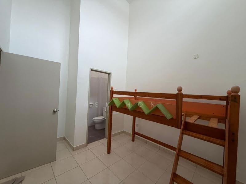 Rumah Teres 2-Tingkat untuk Disewa di Mutiara Rini (Skudai) - Ask Hon - Bedroom - PropertyGuru.com.my
