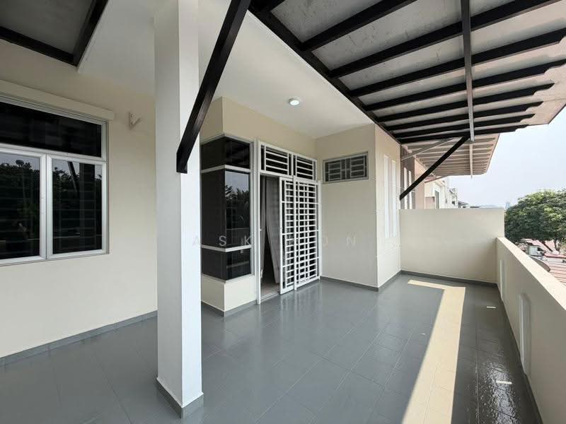 Rumah Teres 2-Tingkat untuk Disewa di Mutiara Rini (Skudai) - Ask Hon - Balcony - PropertyGuru.com.my