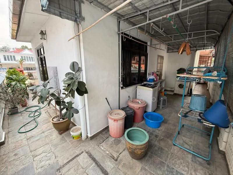Semi-Detached House for Sale in Taman Johor Jaya (Johor Bahru) - Bevis Hoo - Balcony - PropertyGuru.com.my