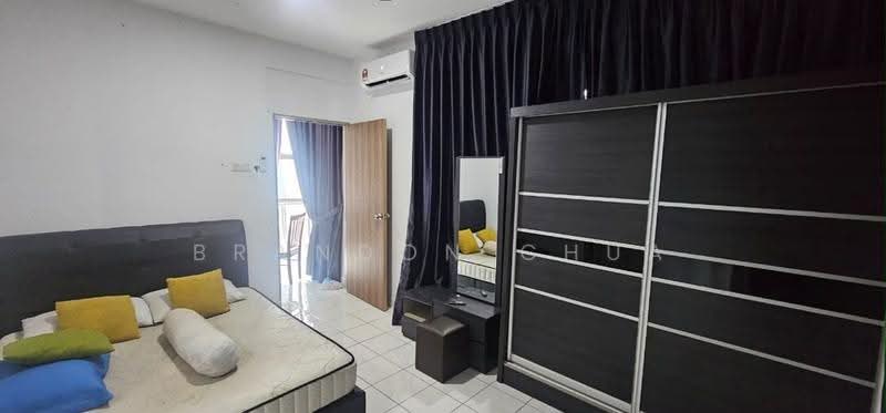 Pangsapuri untuk Disewa di Residensi Larkin Indah - Brandon Chua - Bedroom - PropertyGuru.com.my