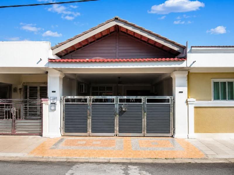 Rumah Teres 1-Tingkat untuk Dijual di Bandar Putra Kulai (Kulai) - Arif MS - Exterior - PropertyGuru.com.my