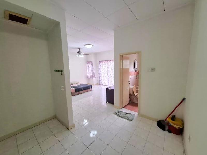 2-storey Terraced House for Rent in Bandar Bukit Puchong (Puchong) - Carlos Ng - Bedroom - PropertyGuru.com.my