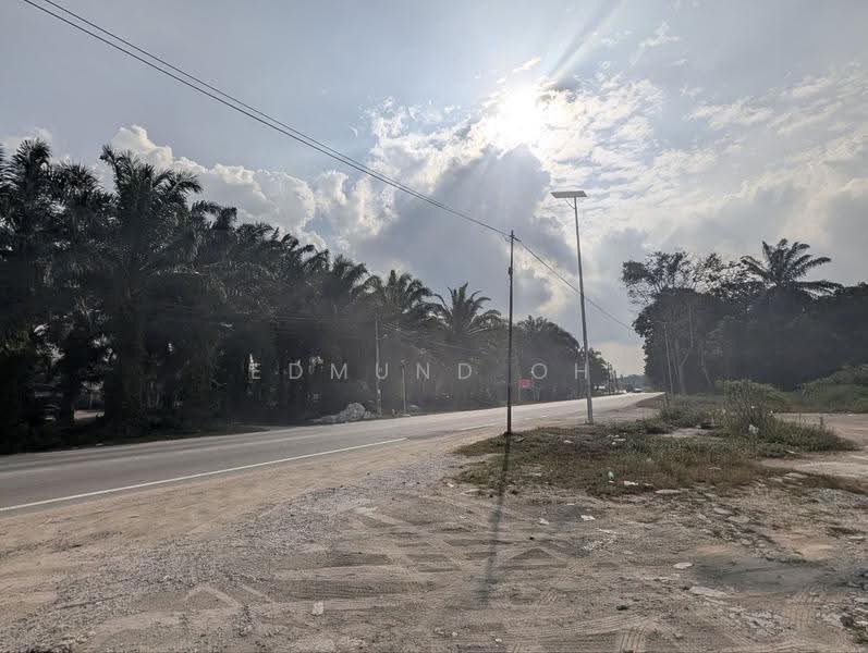 Industrial Land for Sale in Sungai Tiram (Ulu Tiram) - Edmund Oh - Exterior - PropertyGuru.com.my