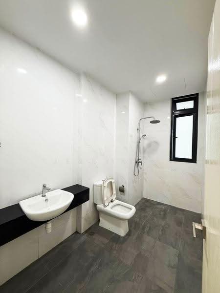 Condominium for Rent at Setia Sky Vista - Jerry Tan - Bathroom - PropertyGuru.com.my