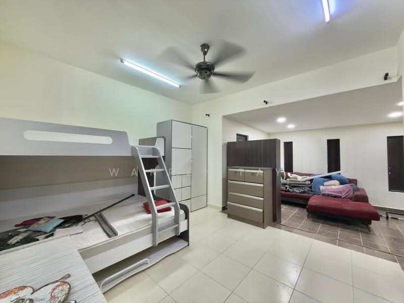 2-storey Terraced House for Rent in Senai (Kulai) - Warren Tay - Bedroom - PropertyGuru.com.my