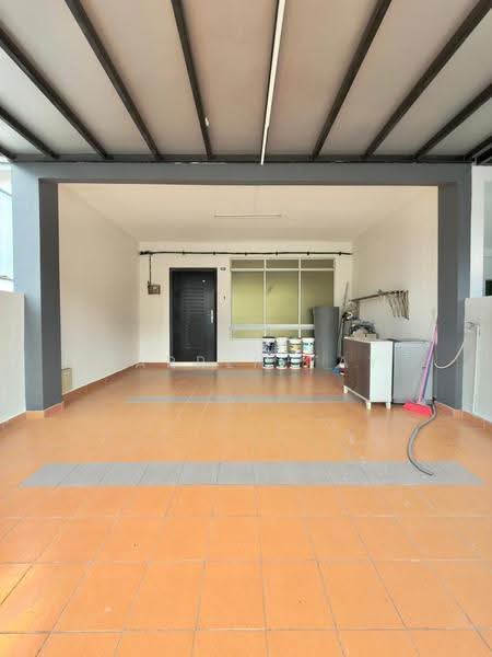 2-storey Terraced House for Rent in Senai (Kulai) - Warren Tay - Entrance - PropertyGuru.com.my