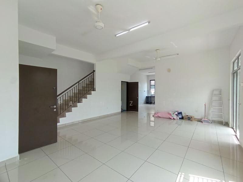 2-storey Terraced House for Sale in Taman Pulai Hijauan (Skudai) - Fatin Izzaty - PropertyGuru.com.my