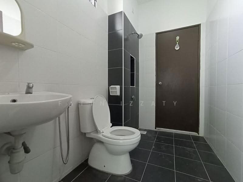 2-storey Terraced House for Sale in Taman Pulai Hijauan (Skudai) - Fatin Izzaty - PropertyGuru.com.my