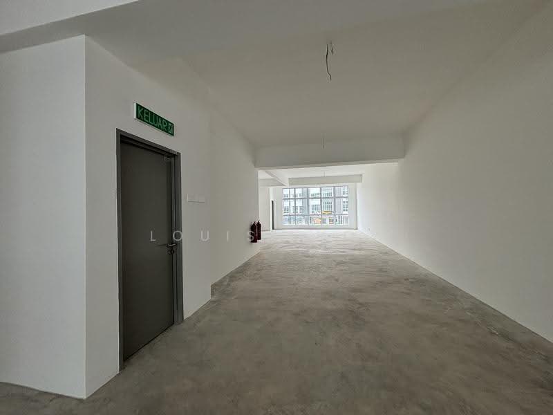 Retail Space for Rent in Gelang Patah (Johor) - Louis Khow - Interior - PropertyGuru.com.my