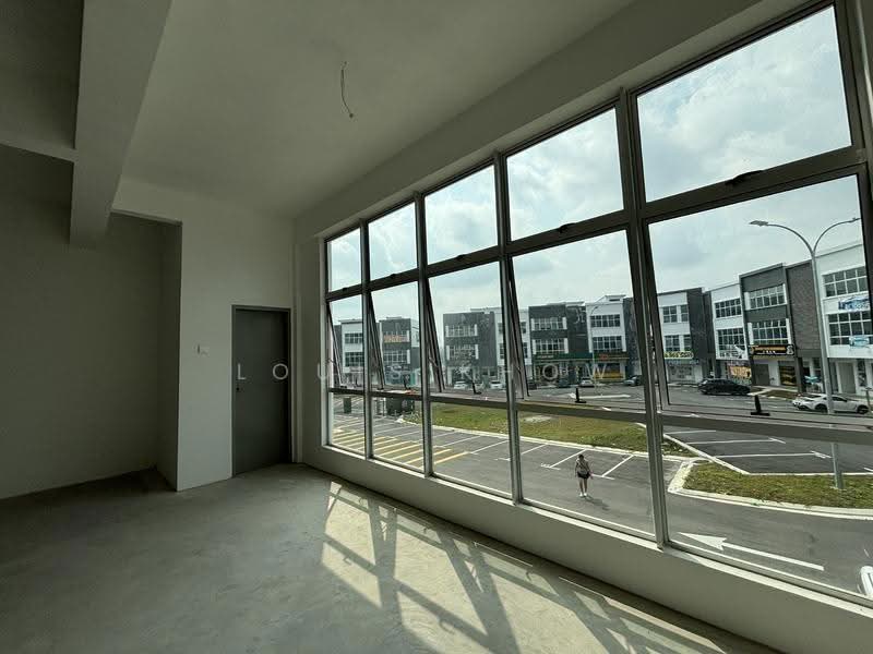 Retail Space for Rent in Gelang Patah (Johor) - Louis Khow - PropertyGuru.com.my