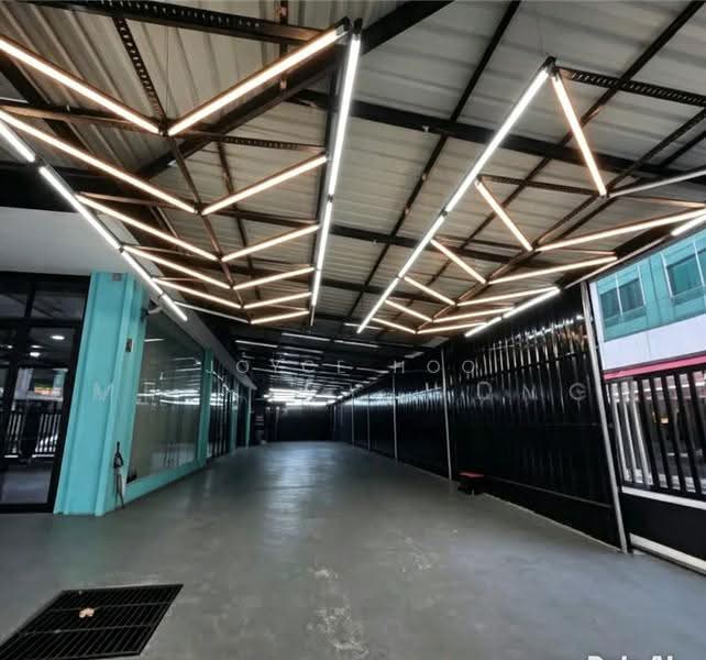 Shop / Office for Rent in Bandar Puteri Puchong (Puchong) - Joyce Hoo - Exterior - PropertyGuru.com.my