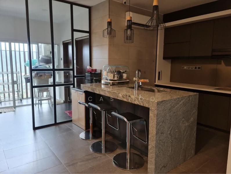 Kondominium untuk Dijual di One Tanjong Condominium - Lucas Foo - Kitchen - PropertyGuru.com.my