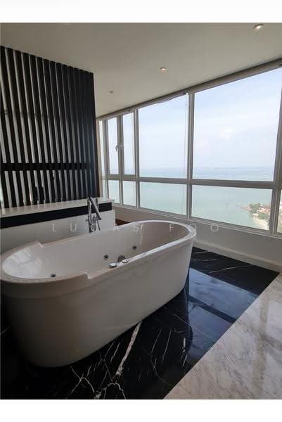 Kondominium untuk Dijual di One Tanjong Condominium - Lucas Foo - Bathroom - PropertyGuru.com.my