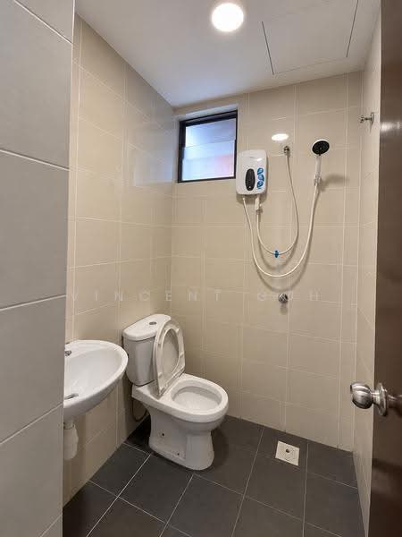 Apartment for Sale at Mahkota Residence - Vincent Goh - Bathroom - PropertyGuru.com.my