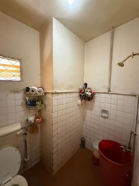 Rumah Teres 2-Tingkat untuk Dijual di Taman Pelangi (Johor Bahru) - Anson Chua - Bathroom - PropertyGuru.com.my