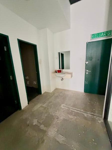 Office for Rent in BANDAR PUCHONG JAYA (Puchong) - Dennix Chin - Corridor - PropertyGuru.com.my