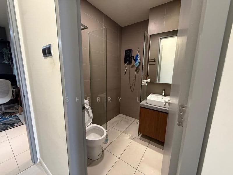 Kondominium untuk Dijual di The Era @ Duta North - Sherry Lee - Bathroom - PropertyGuru.com.my