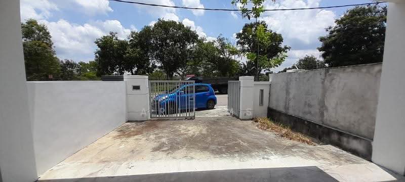 Rumah Teres 2-Tingkat untuk Disewa di Sri Saujana (Kota Tinggi) - Arif MS - Exterior - PropertyGuru.com.my