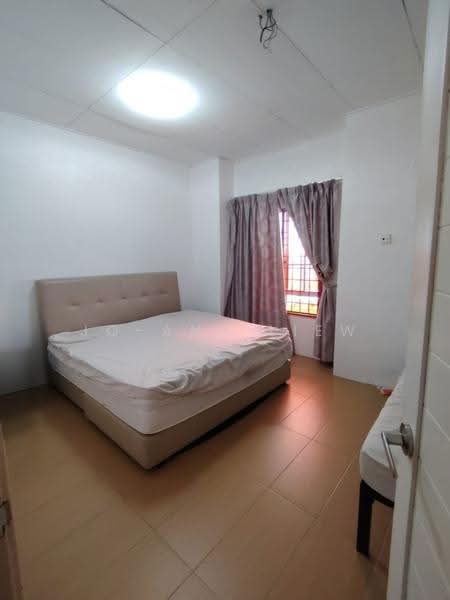 Rumah Teres 2-Tingkat untuk Dijual di Alam Damai (Cheras) - Jo-Ann Liew - Bedroom - PropertyGuru.com.my