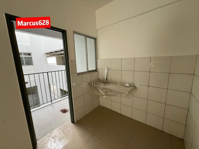 Kediaman Servis untuk Dijual di The Stone - Marcus Tan - Balcony - PropertyGuru.com.my