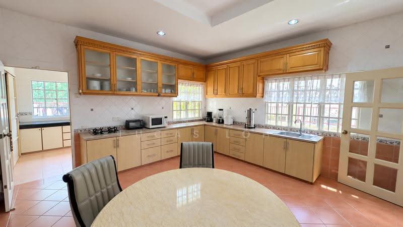 Bungalow House for Sale in Bandar Country Homes (Rawang) - Lucas Loh - Kitchen - PropertyGuru.com.my