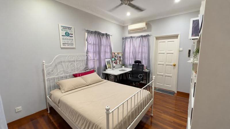 Bungalow House for Sale in Bandar Country Homes (Rawang) - Lucas Loh - Bedroom - PropertyGuru.com.my