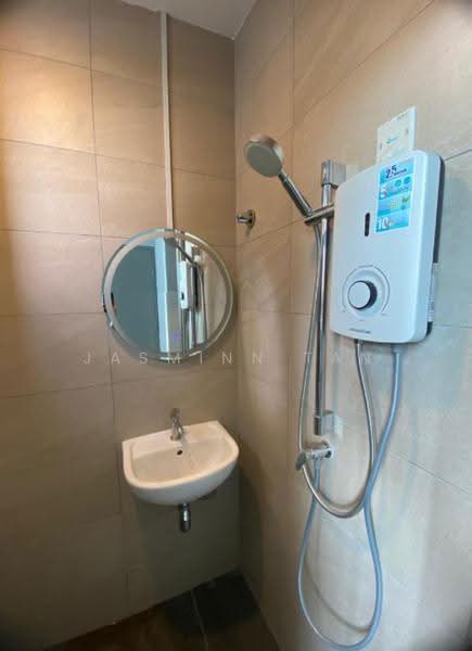 Pangsapuri untuk Disewa di D7 (D'Seven Lagoon Perdana) - Jasminn Tan - Bathroom - PropertyGuru.com.my